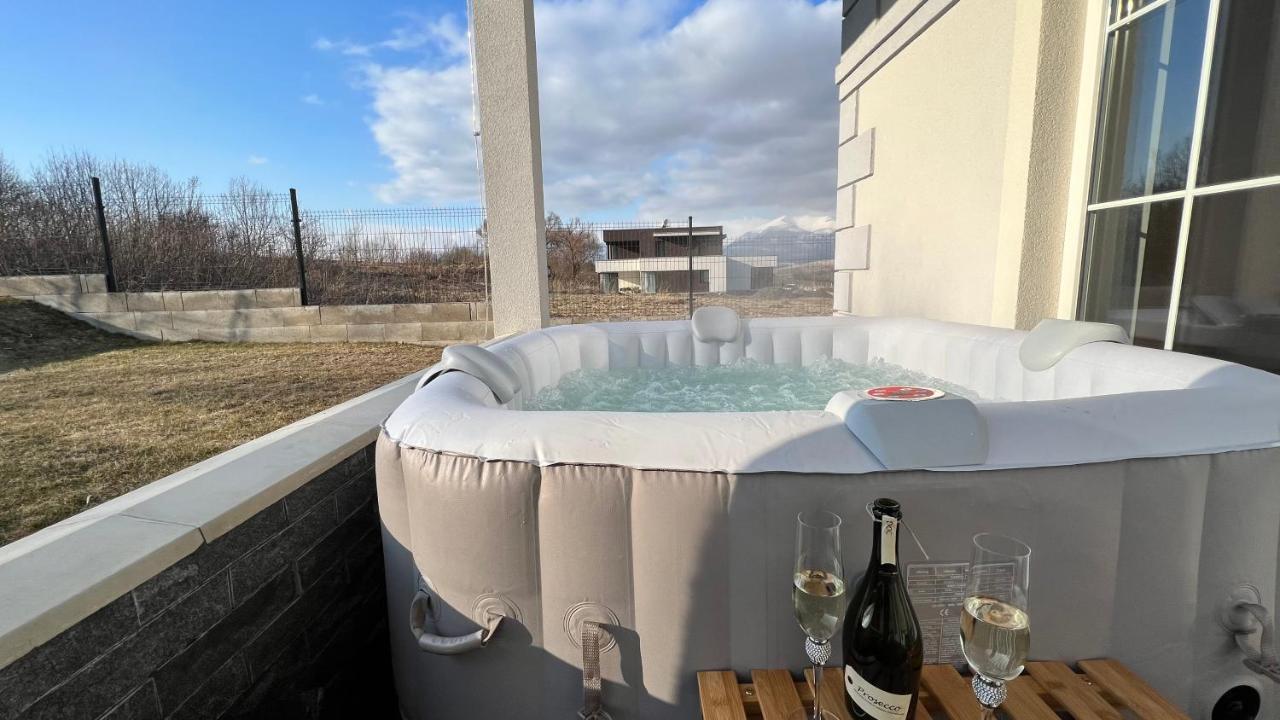 Apartmanovy Dom S Virivkou, Pod Secnom, Liptovsky Jan Villa Liptovský Mikuláš Екстериор снимка